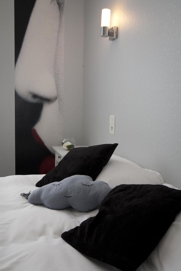 Logis Hotel Le Chrismas ชาโตแล็ง ภายนอก รูปภาพ